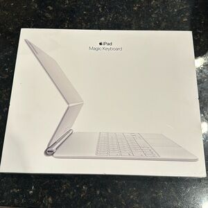 Ipad Magic Keyboard for IPad Pro 12.9 inch (3rd, 4th, 5th gen)